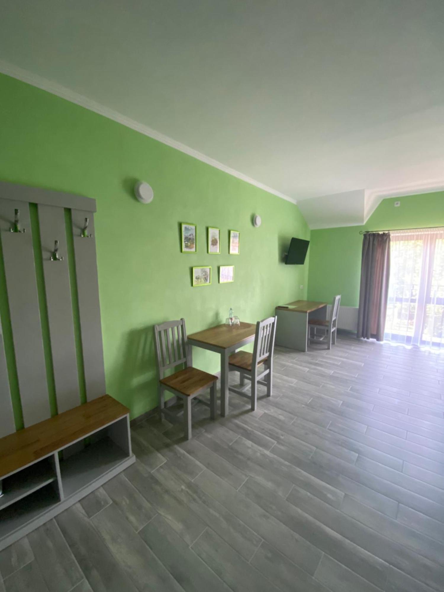 Maestro Otel Ostroh Dış mekan fotoğraf