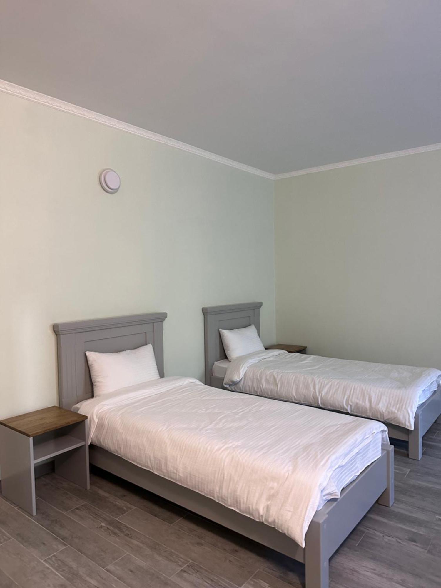 Maestro Otel Ostroh Dış mekan fotoğraf
