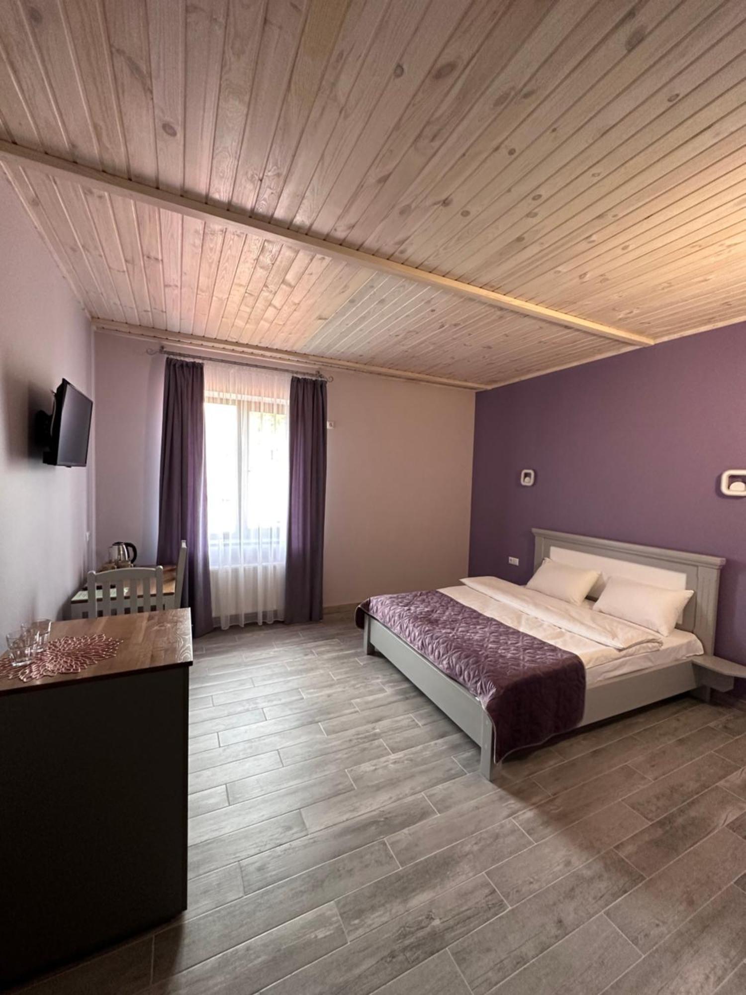 Maestro Otel Ostroh Dış mekan fotoğraf