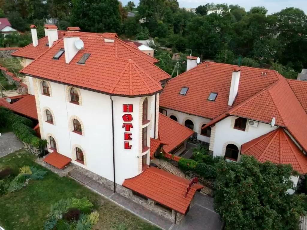 Maestro Otel Ostroh Dış mekan fotoğraf